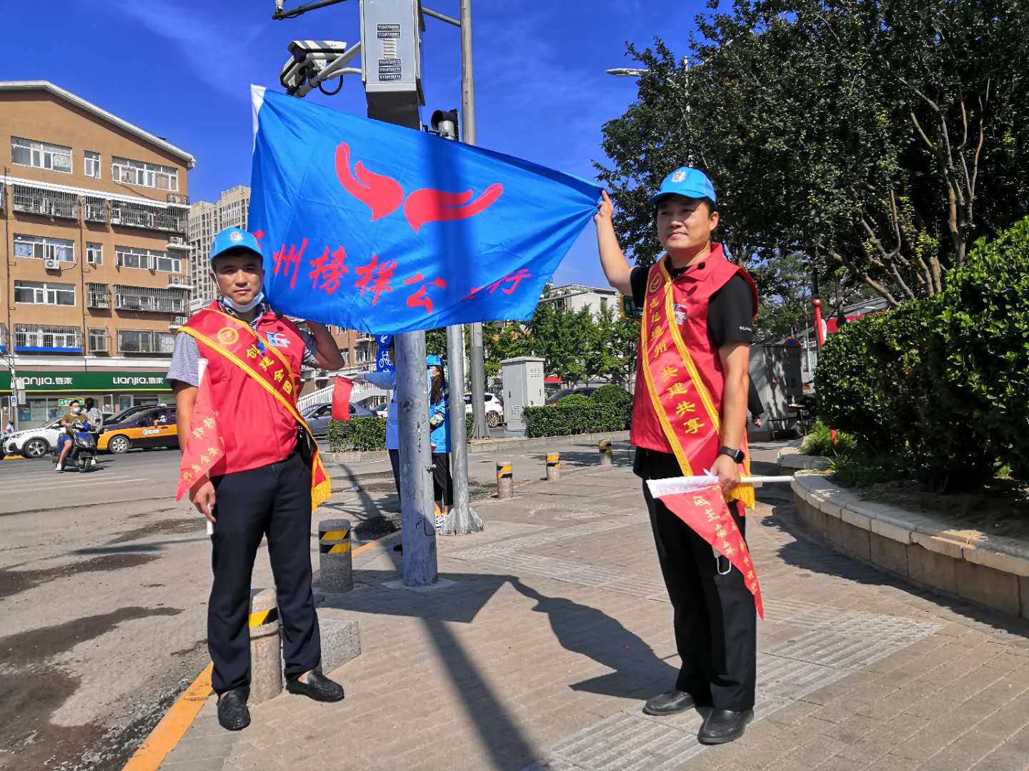 <strong>男人插入女人小穴在线观看</strong>